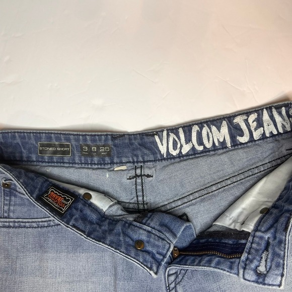 Volcom Stone Short Med Wash Jeans Shorts Women's Size 8 - Picture 4 of 6